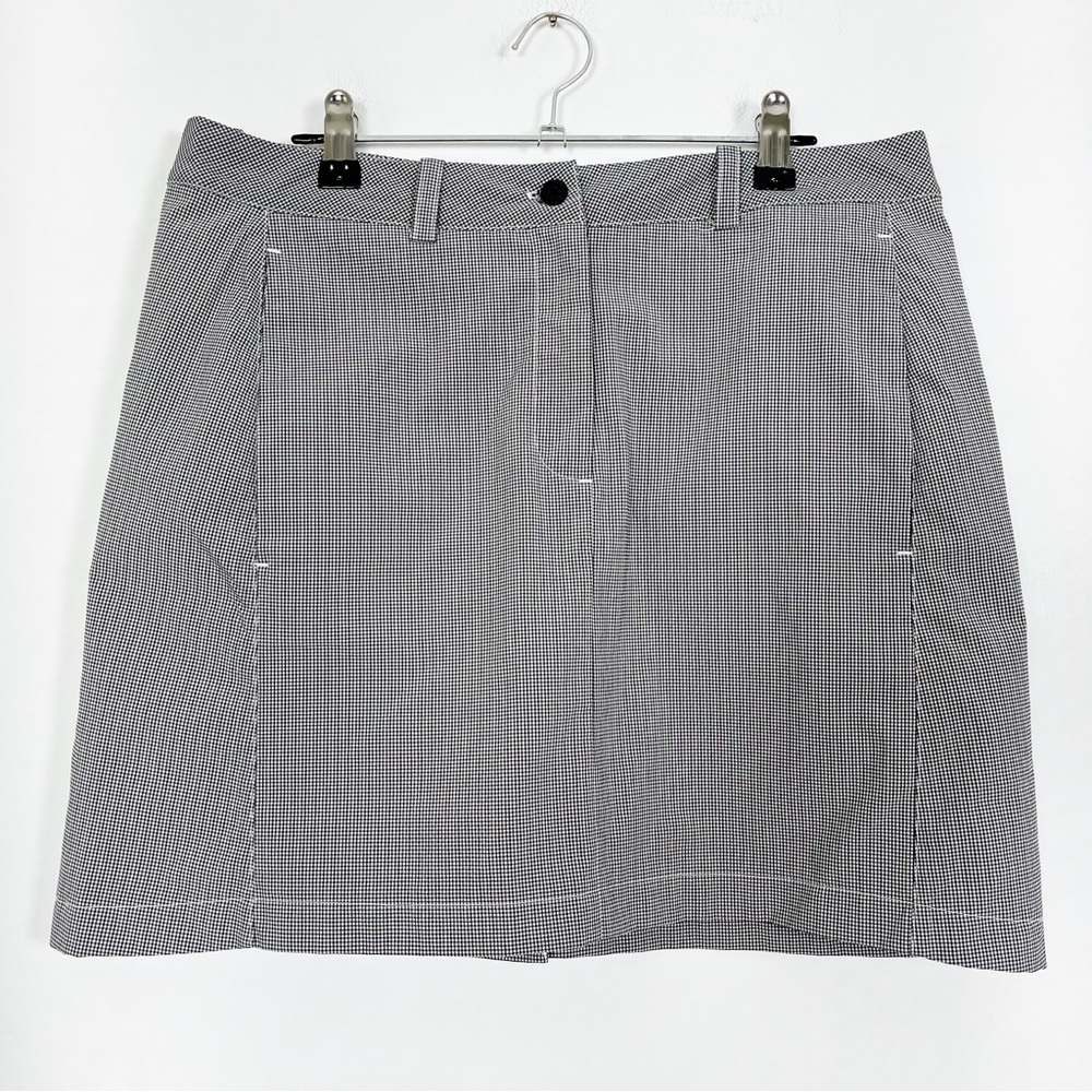 Maggie Lane Black and White Micro Check Mini‎ Golf Skort Size 10